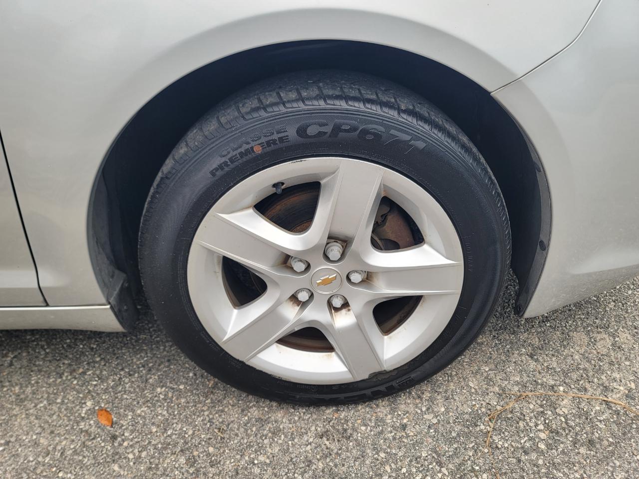 Chevrolet Malibu LS 2011