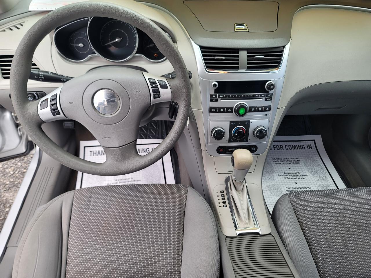 Chevrolet Malibu LS 2011