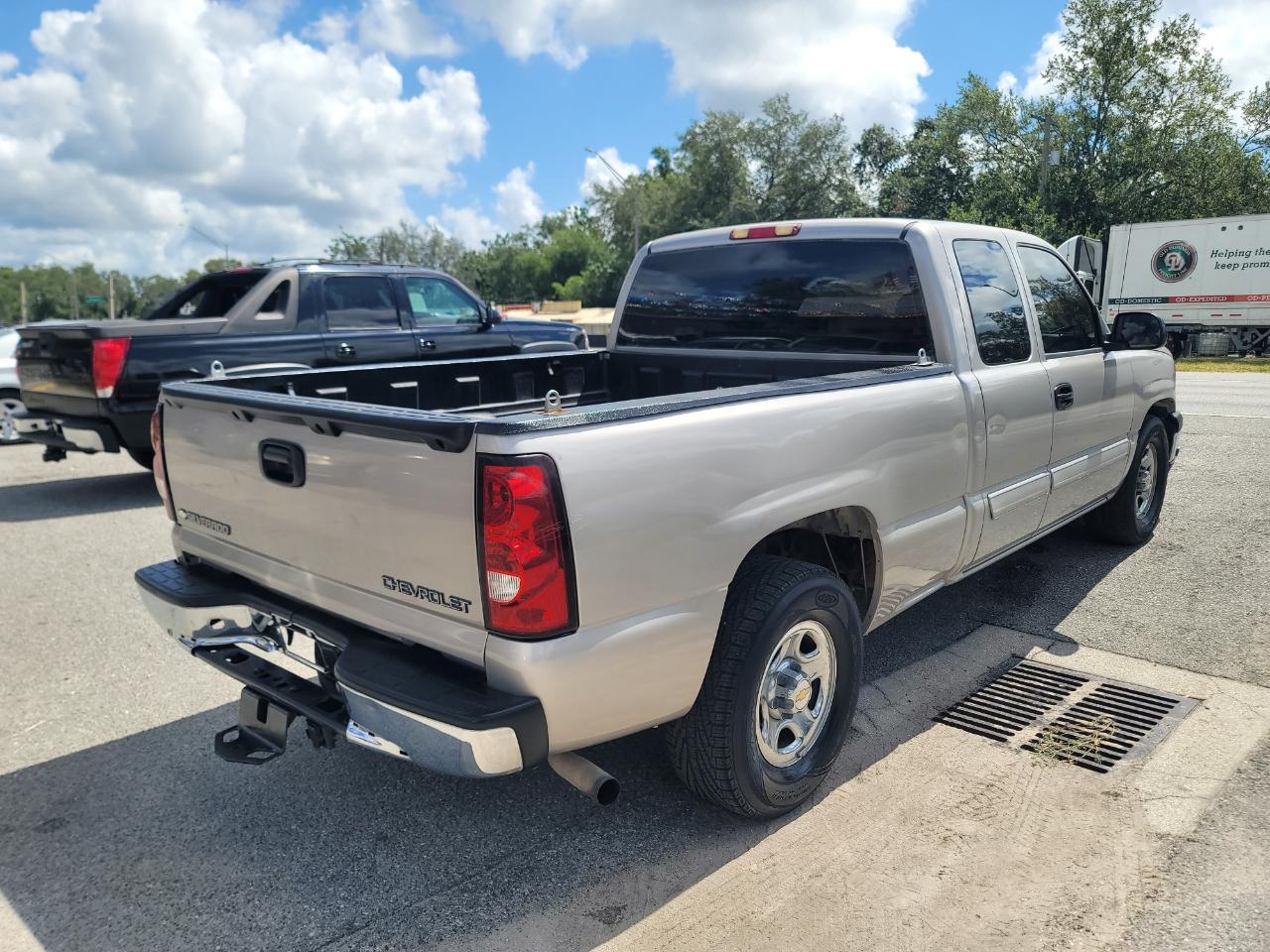 Chevrolet Silverado 1500 Work Truck Ext. Cab Short Bed 2WD 2004