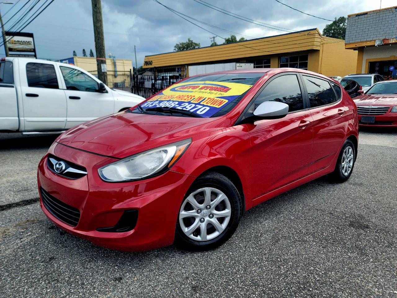 Hyundai Accent GS 5-Door 2013