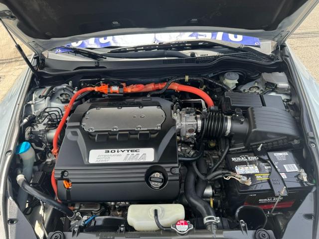 Honda Accord Hybrid V6 5-Speed AT 2006