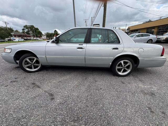 Mercury Grand Marquis LS 2000