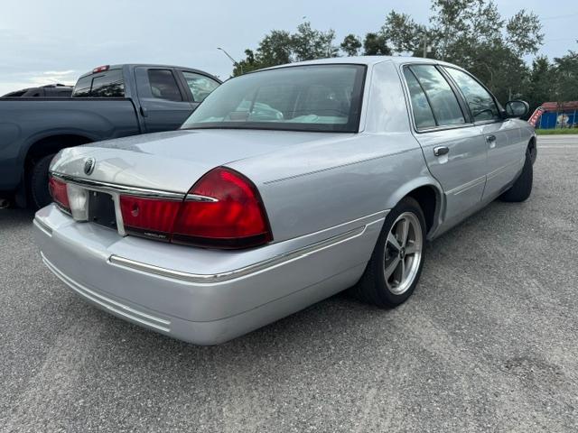 Mercury Grand Marquis LS 2000