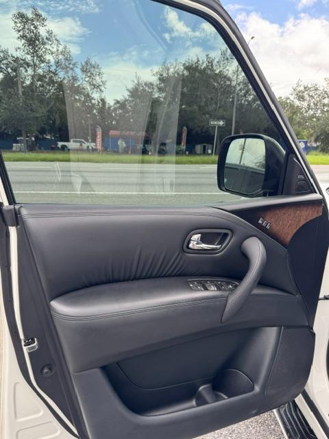 Infiniti QX56 4WD 2013