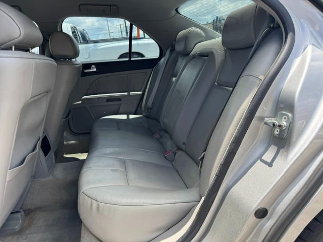 Cadillac STS V6 2006