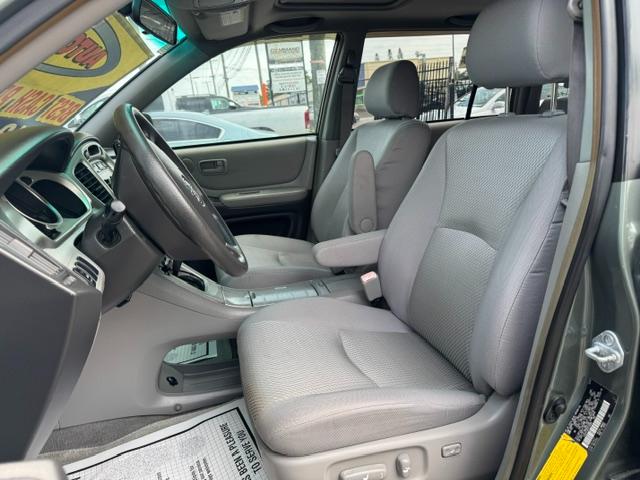 Toyota Highlander V6 2WD 2007