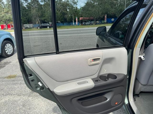 Toyota Highlander V6 2WD 2007