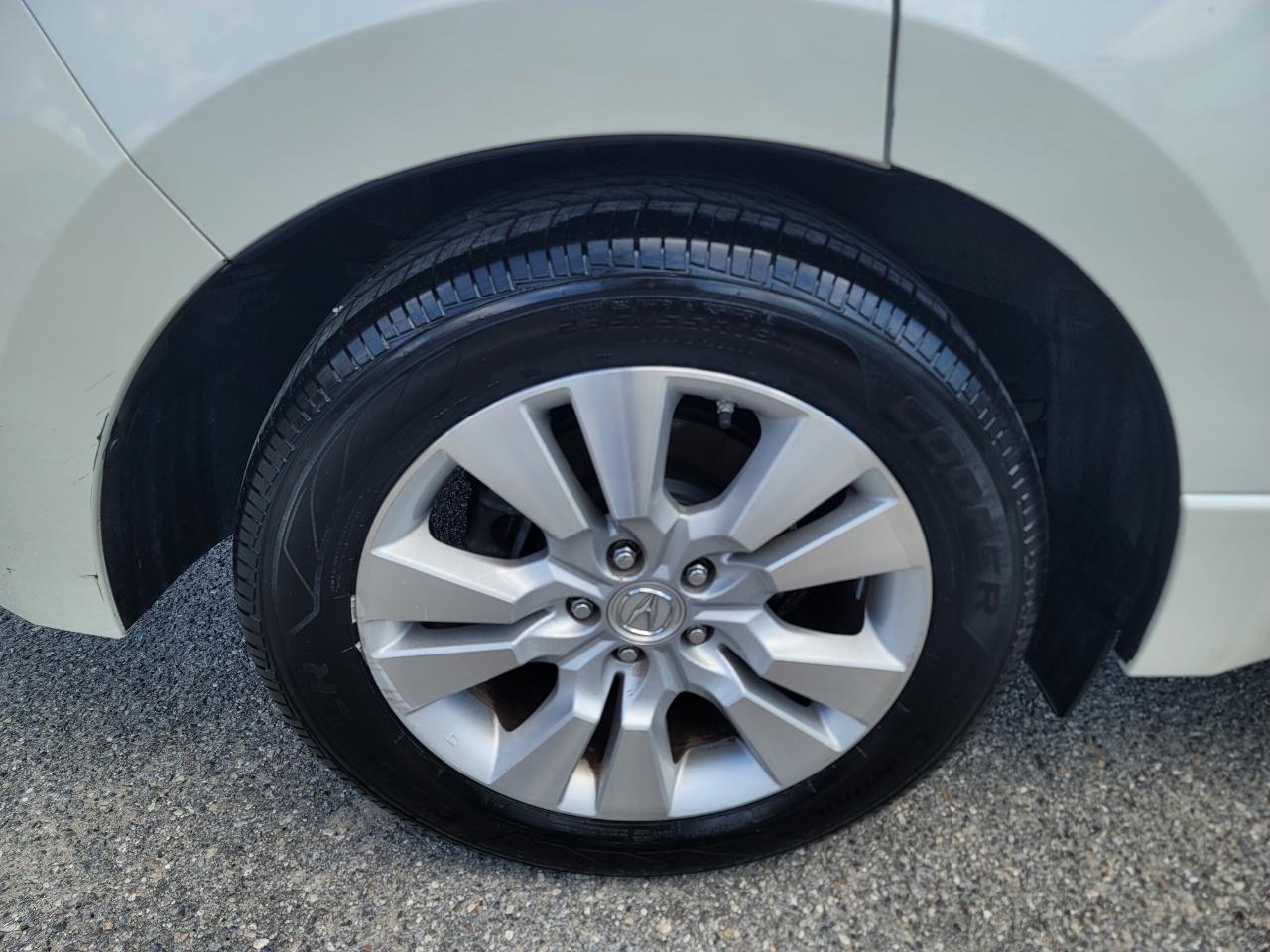 Acura RDX 5-Spd AT with Technology Package 2010
