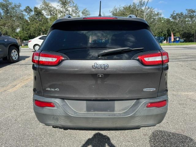 Jeep Cherokee Latitude 4WD 2015