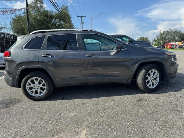 Jeep Cherokee Latitude 4WD 2015