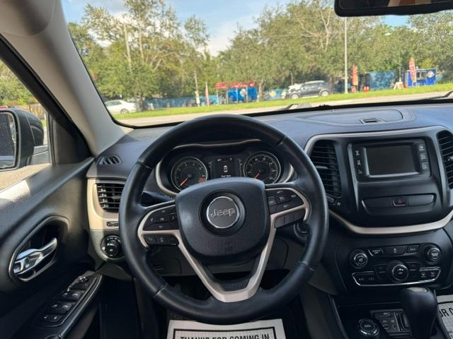 Jeep Cherokee Latitude 4WD 2015