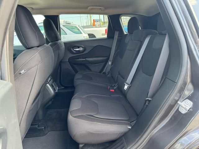 Jeep Cherokee Latitude 4WD 2015
