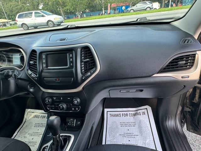 Jeep Cherokee Latitude 4WD 2015