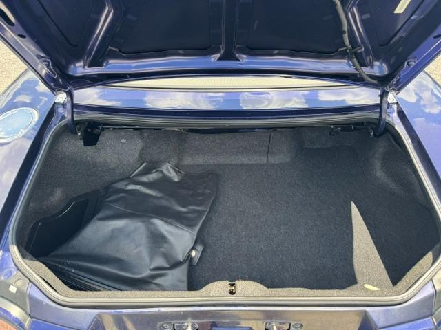 Mazda MX-5 Miata Base 2003