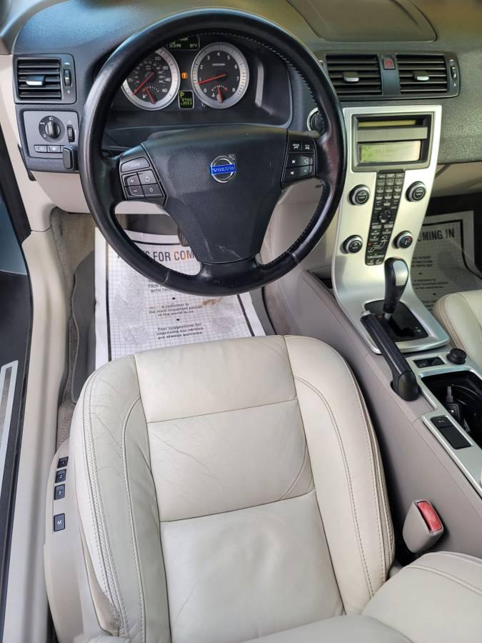 Volvo C70 T5 2D Convertible 2011