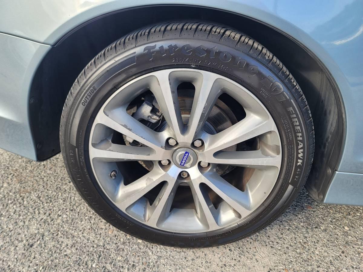 Volvo C70 T5 2D Convertible 2011