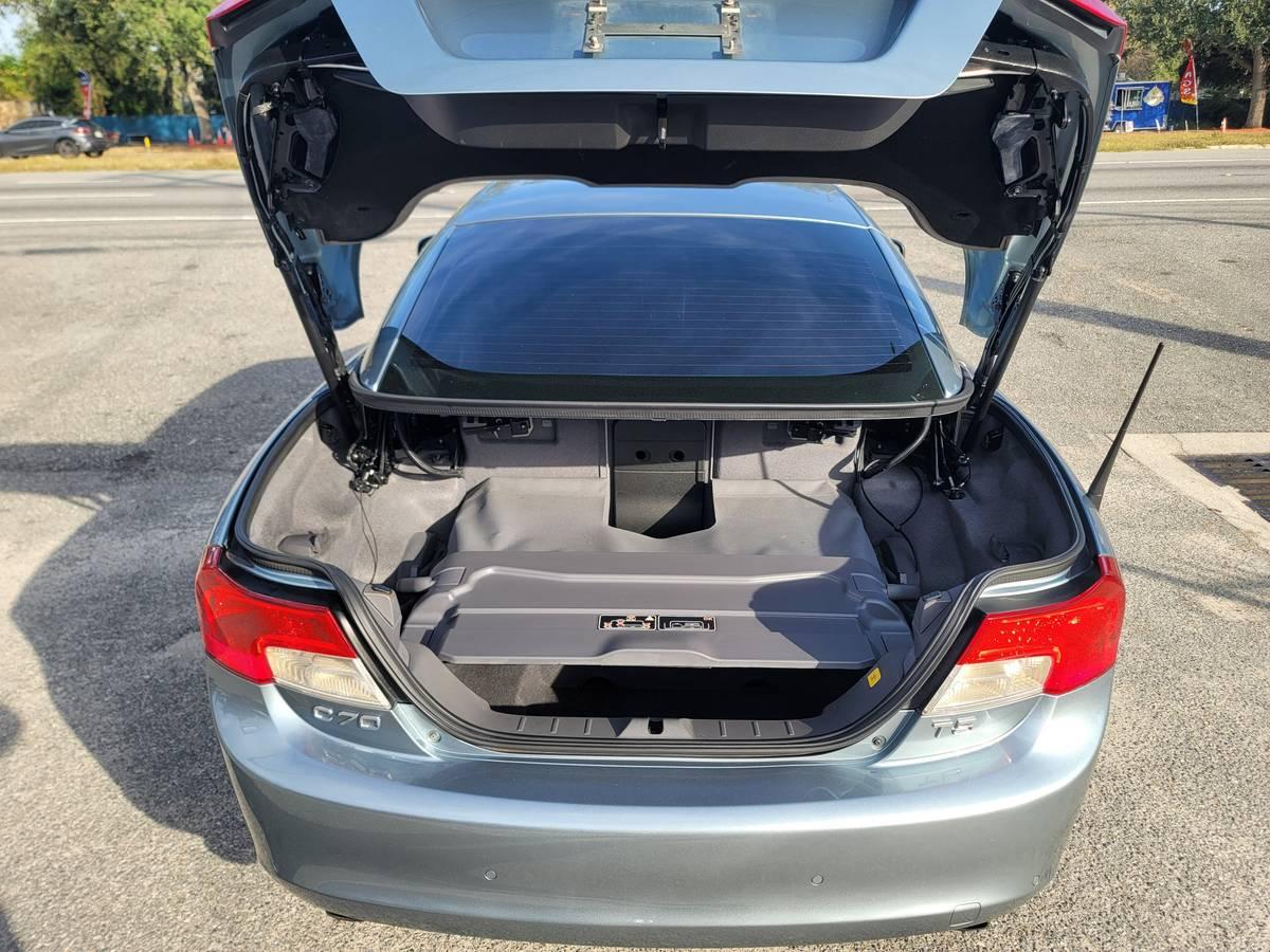 Volvo C70 T5 2D Convertible 2011