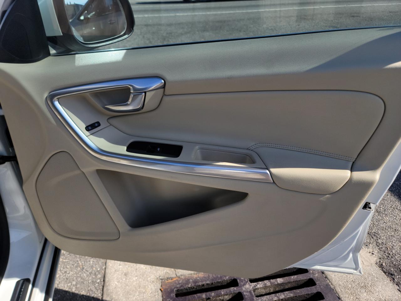 Volvo S60  2015
