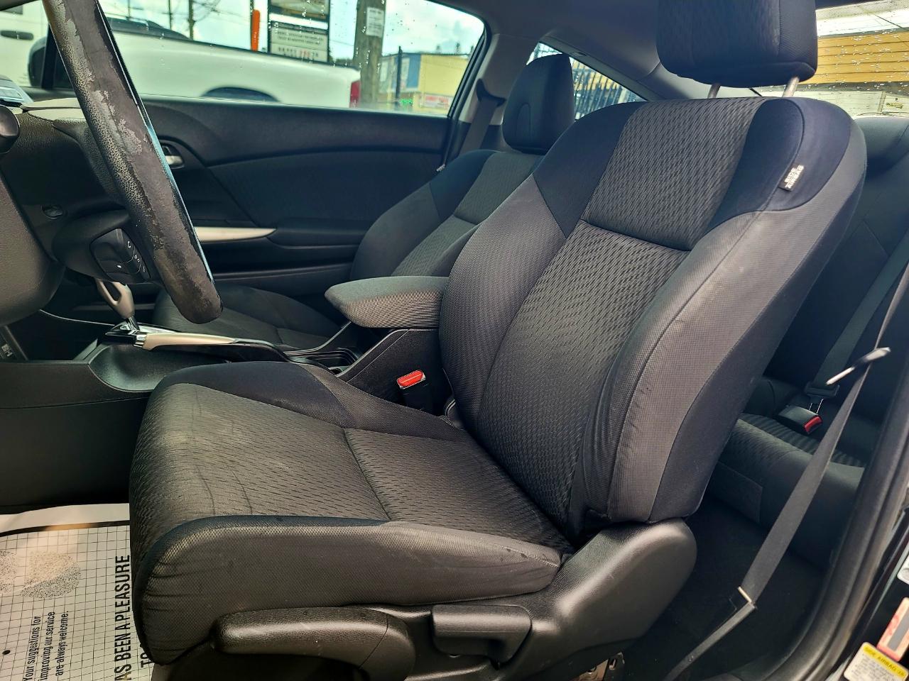 Honda Civic LX Coupe CVT 2015