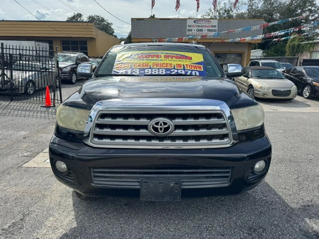 Toyota Sequoia Limited 4WD 2013