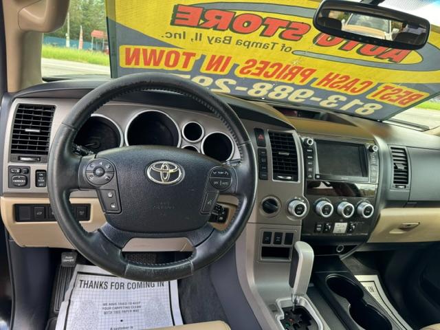 Toyota Sequoia Limited 4WD 2013