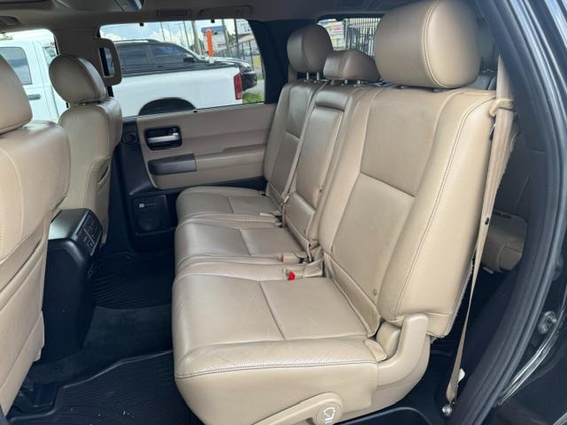 Toyota Sequoia Limited 4WD 2013
