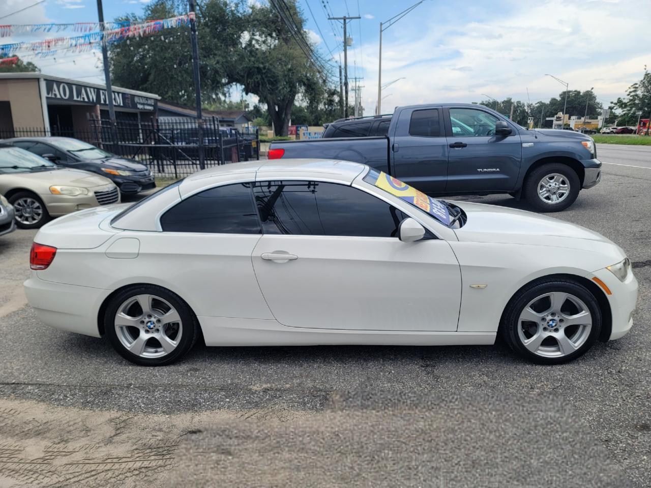 BMW 3-Series 328i Convertible 2010
