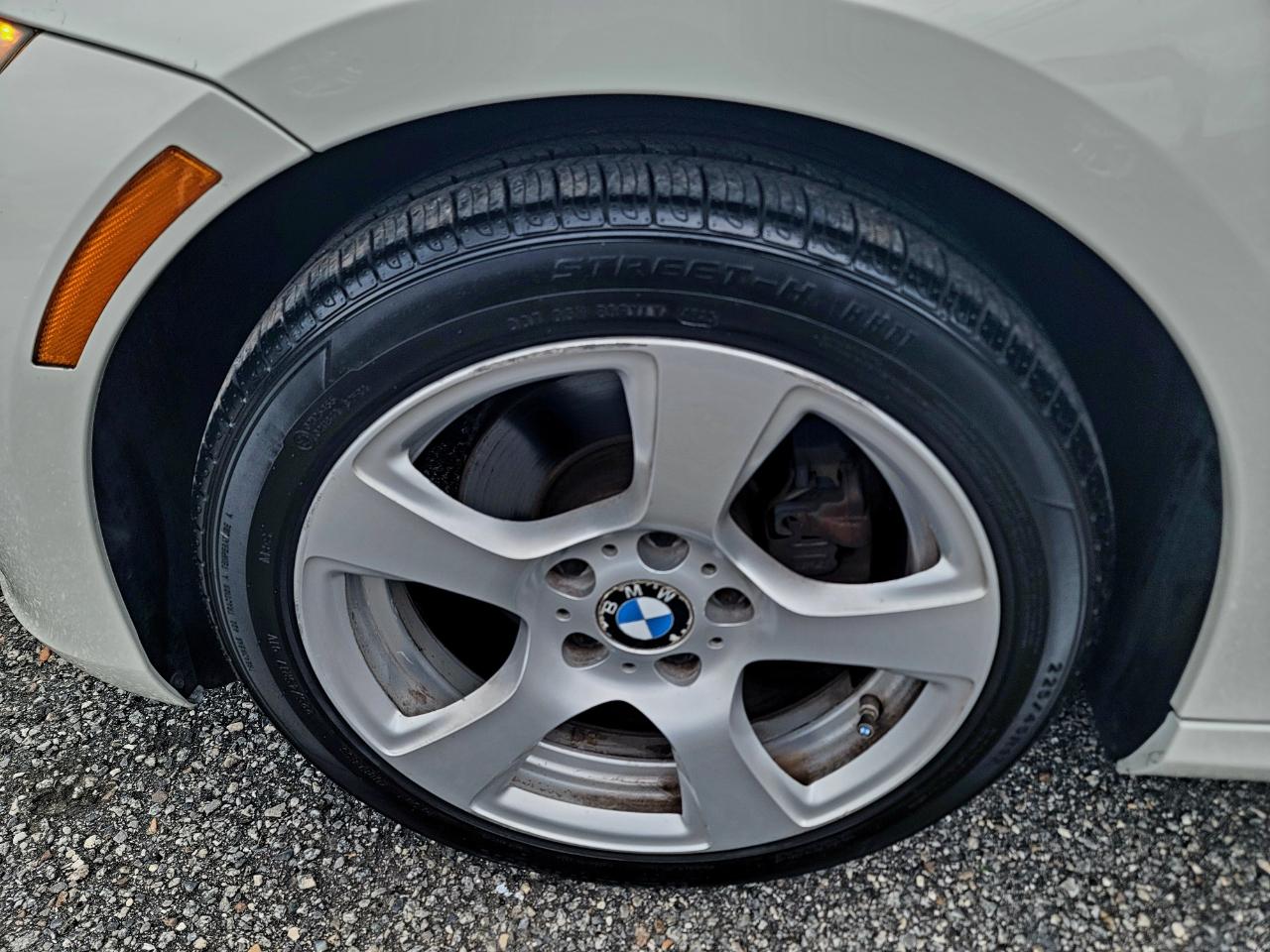 BMW 3-Series 328i Convertible 2010