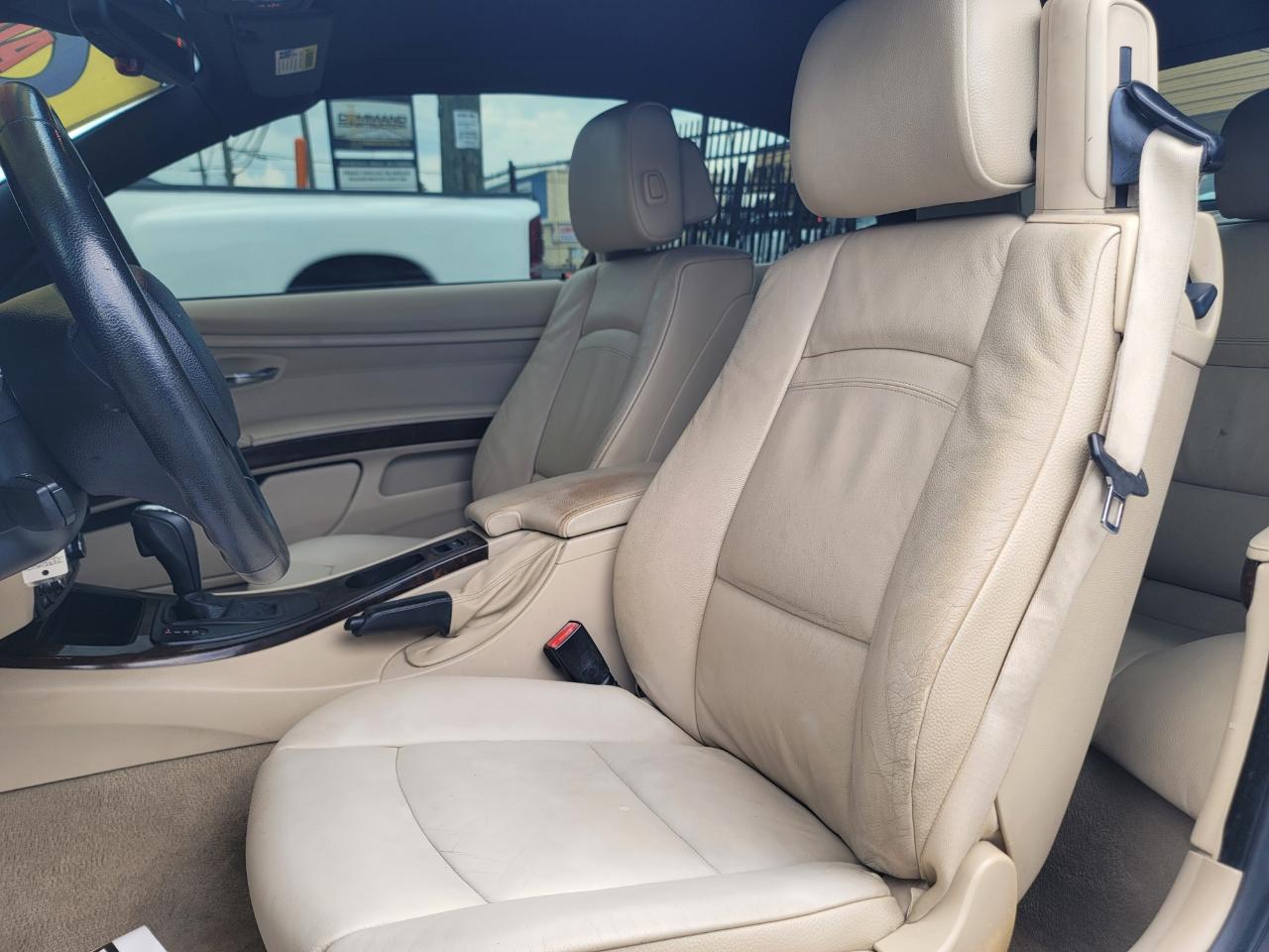 BMW 3-Series 328i Convertible 2010