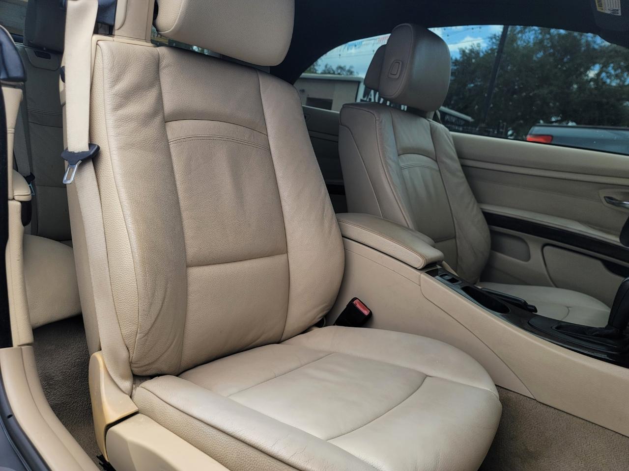 BMW 3-Series 328i Convertible 2010