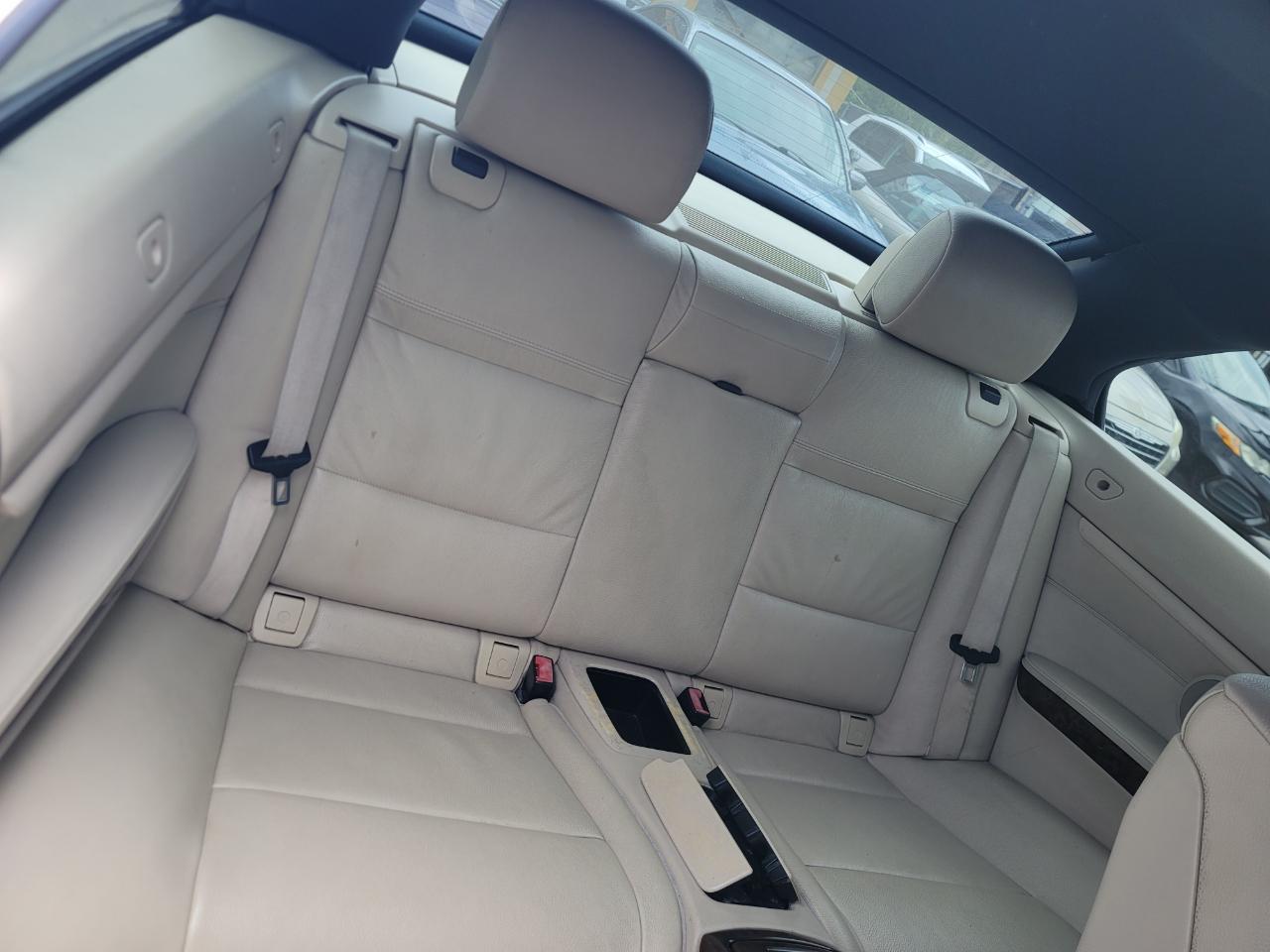 BMW 3-Series 328i Convertible 2010