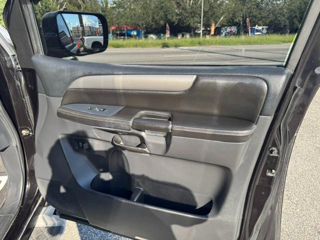 Nissan Armada SV 2WD 2013