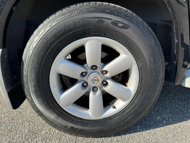 Nissan Armada SV 2WD 2013