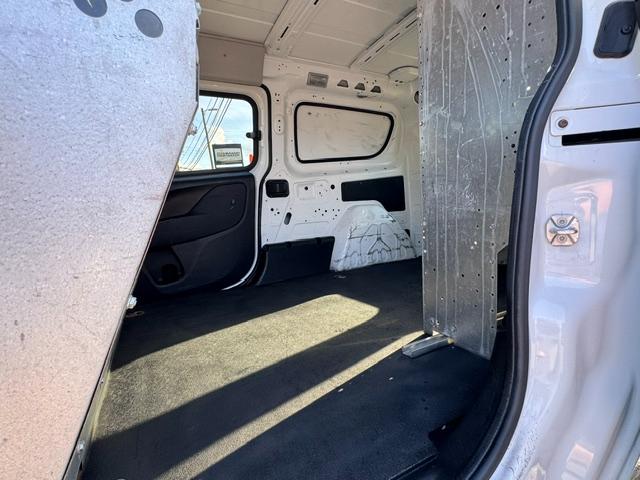 RAM ProMaster City Tradesman Cargo Van 2017