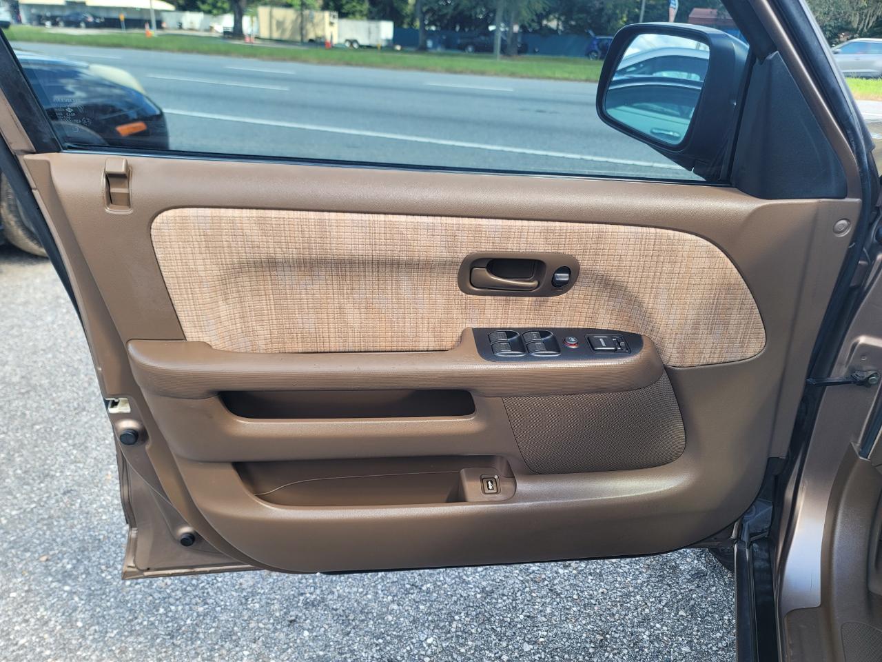 Honda CR-V LX 2WD 2002