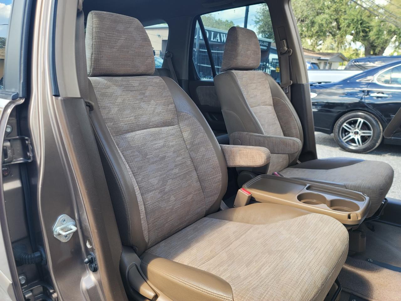 Honda CR-V LX 2WD 2002