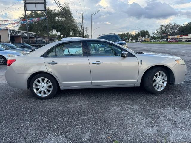 Lincoln MKZ FWD 2010