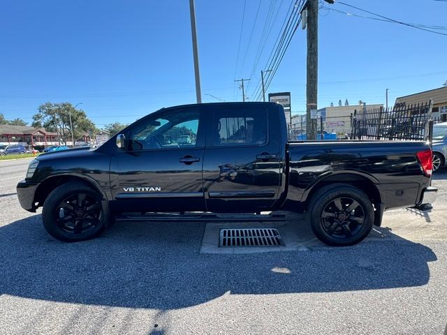 Nissan Titan SL Crew Cab 2WD 2012