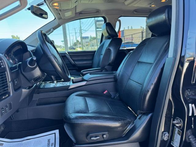 Nissan Titan SL Crew Cab 2WD 2012