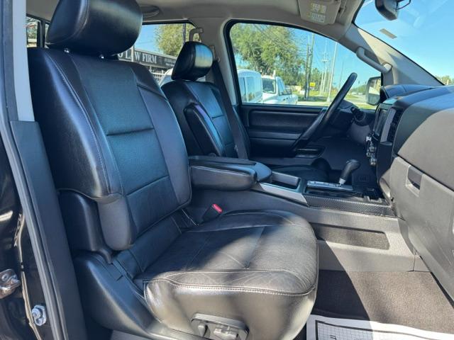 Nissan Titan SL Crew Cab 2WD 2012