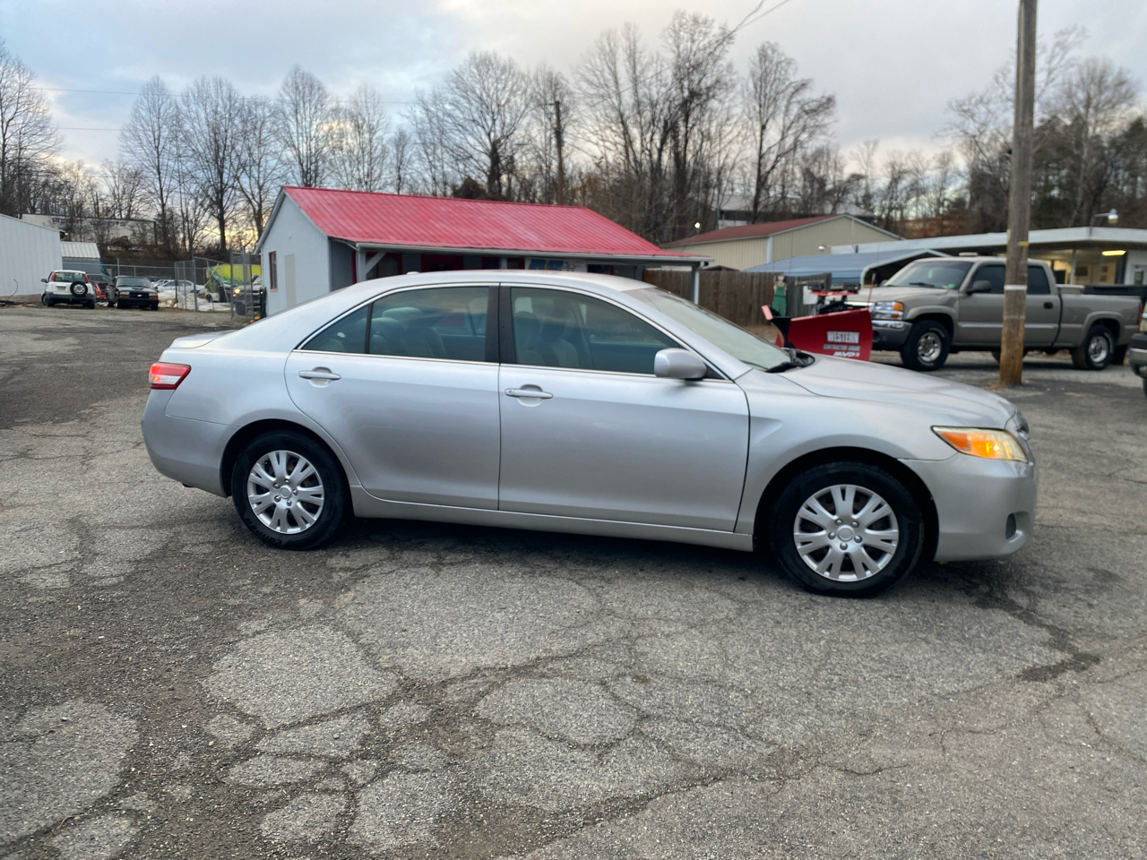 Toyota Camry LE 2011
