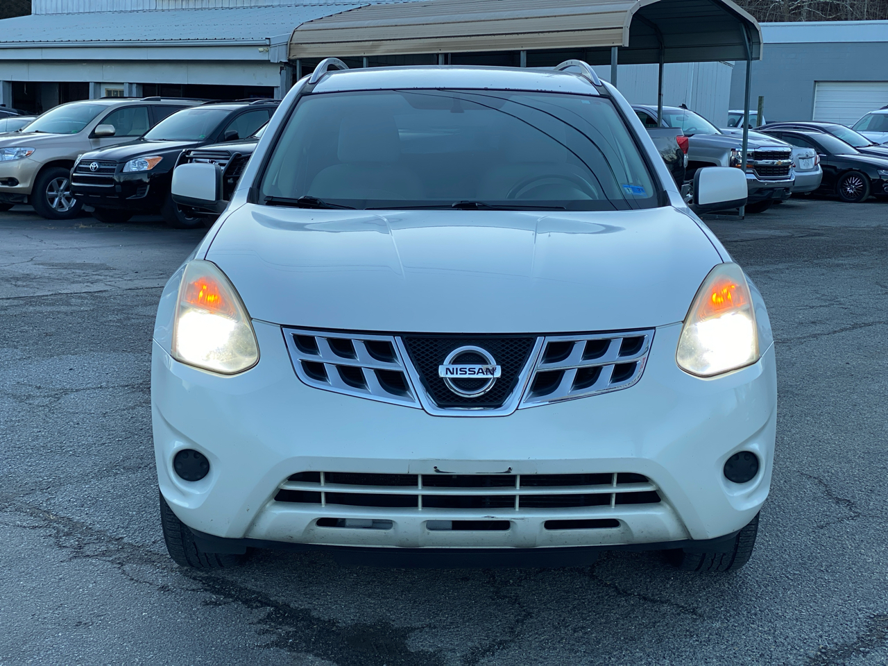 Nissan Rogue SV FWD 2011