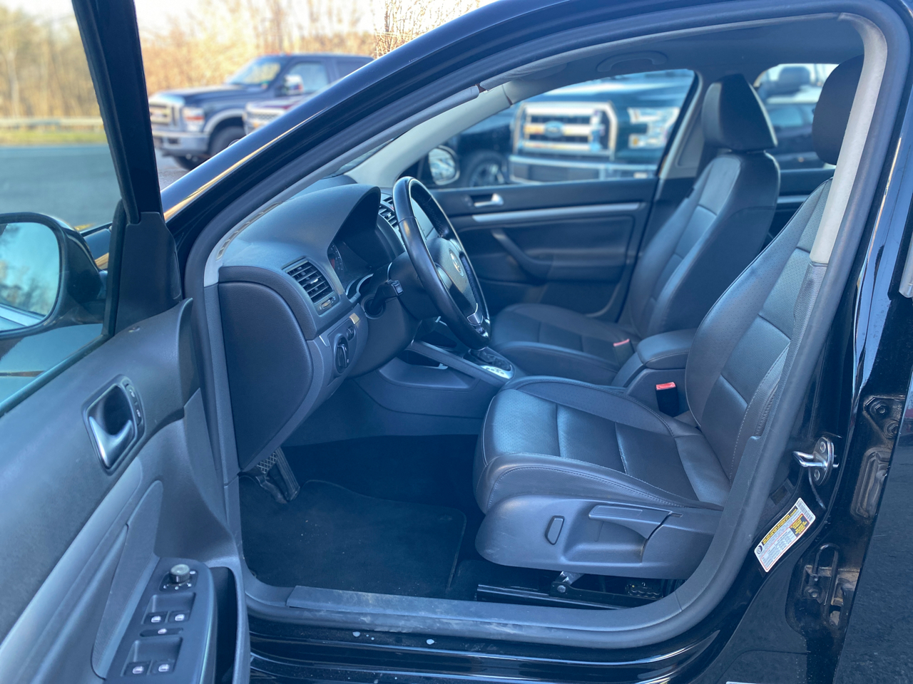 Volkswagen Jetta SE PZEV 2009