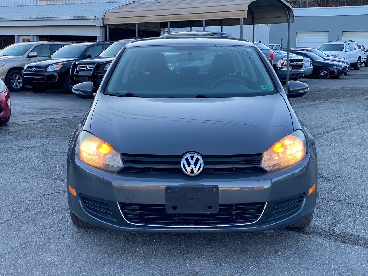 Volkswagen Golf 2.5L 2-Door PZEV 2010