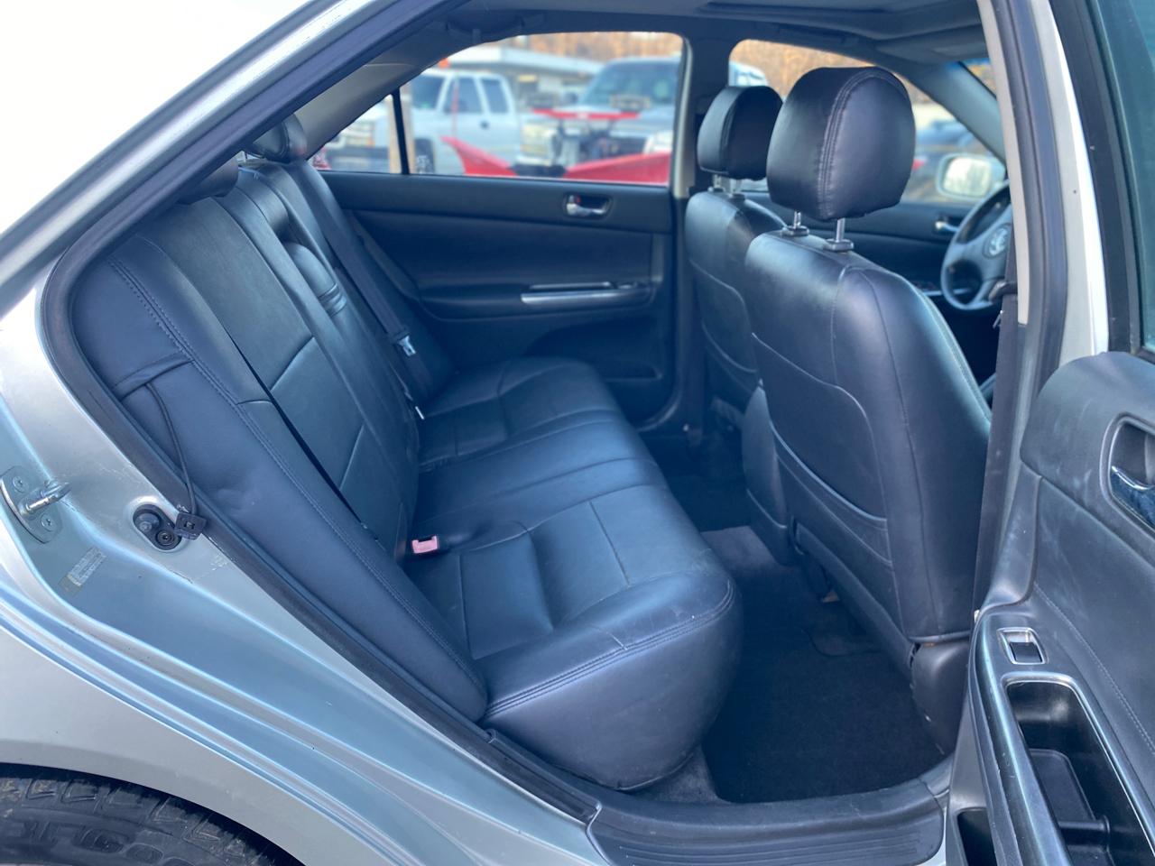 Toyota Camry XLE 4D Sedan 2002