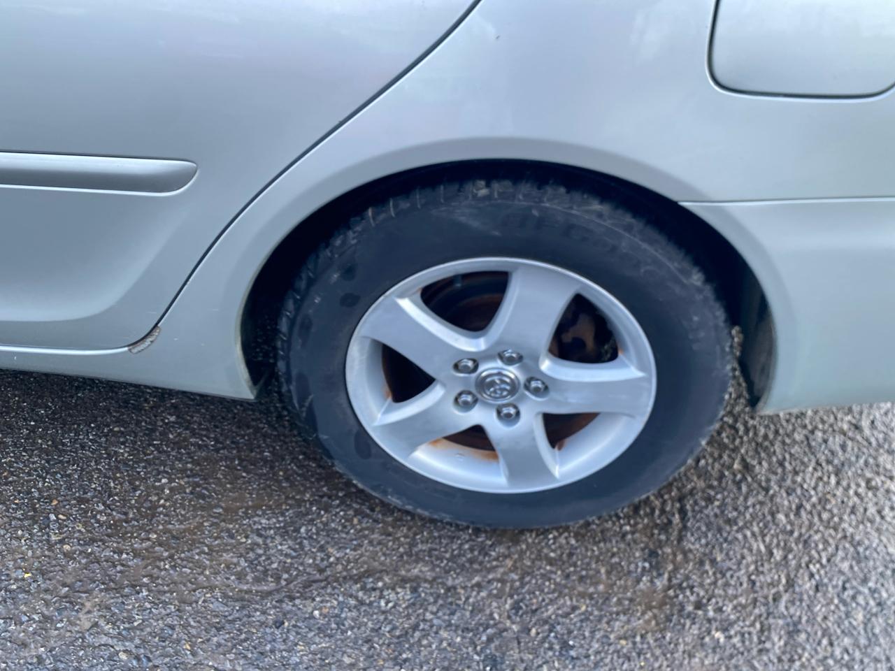 Toyota Camry XLE 4D Sedan 2002