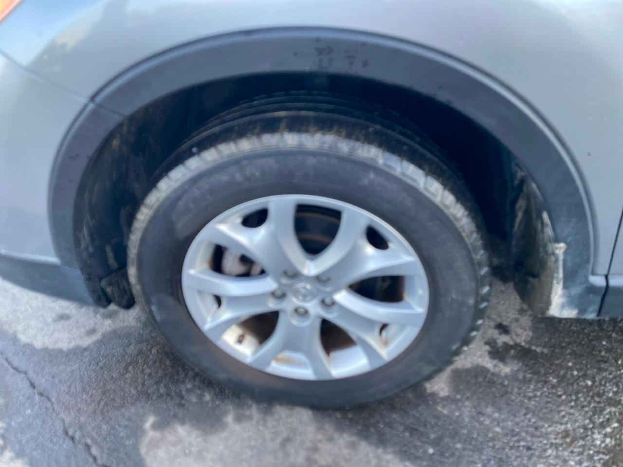 Mazda CX-9 Touring AWD 2012