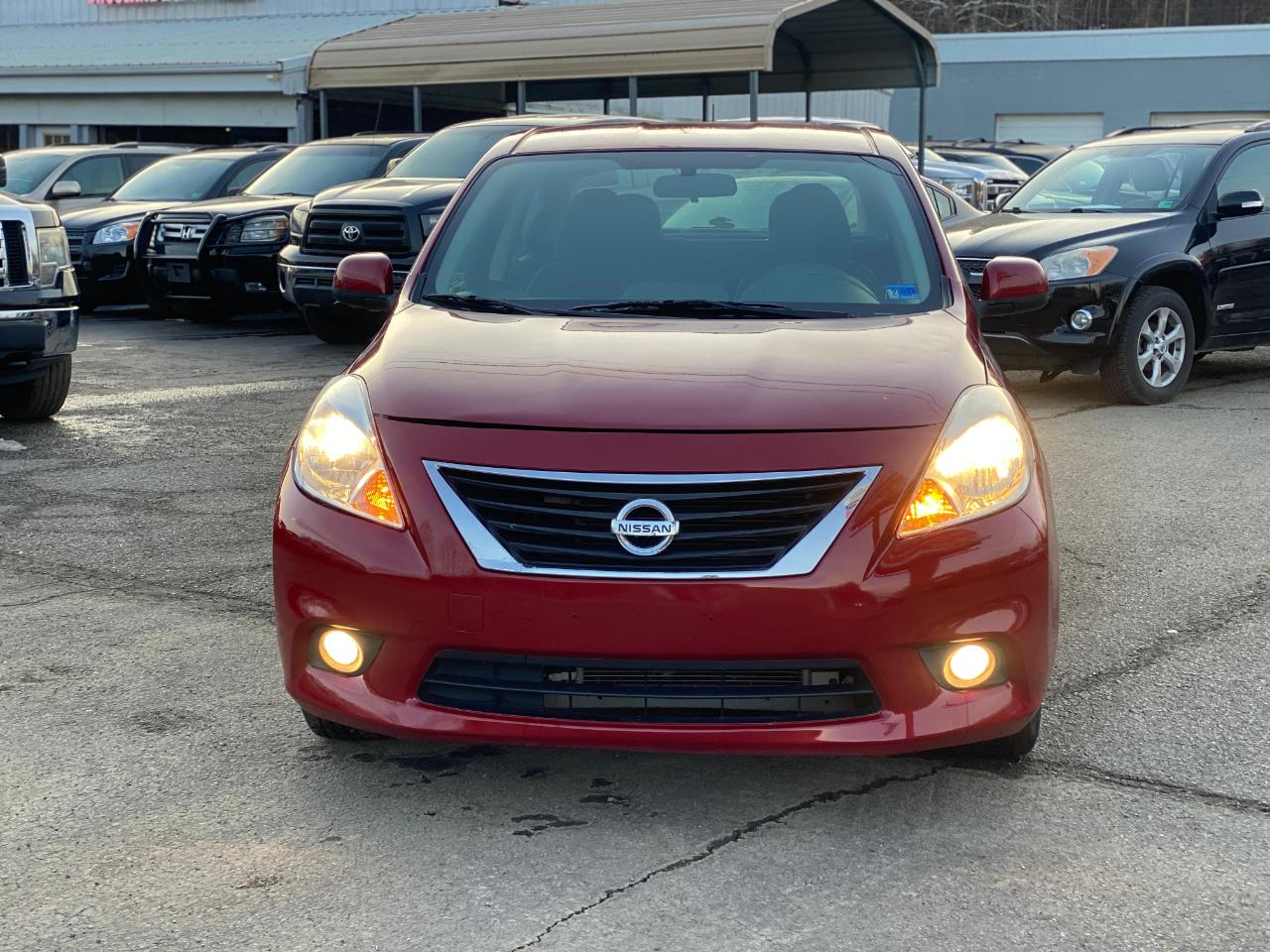 Nissan Versa 1.6 S 4A 2013