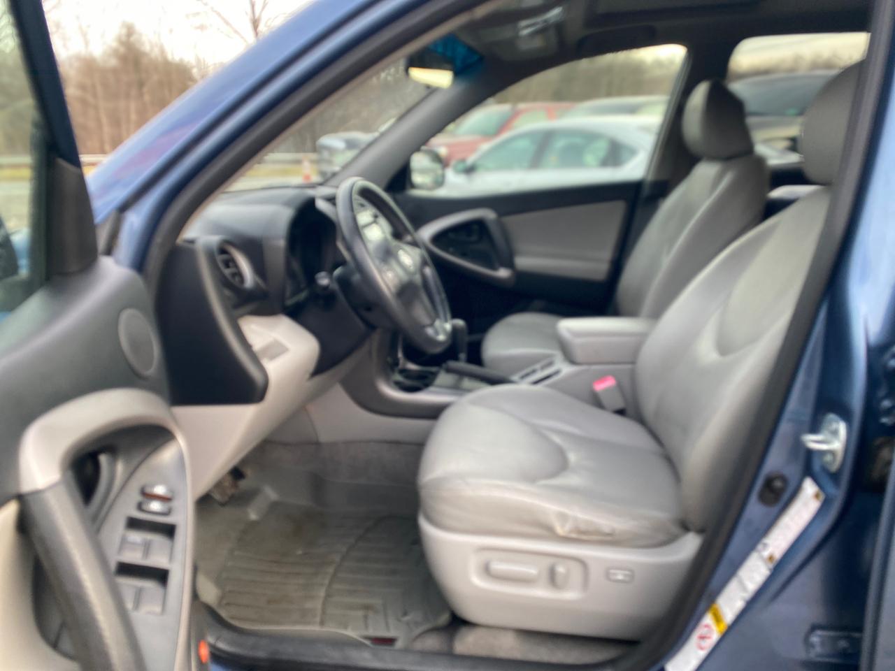 Toyota RAV4 Limited V6 4WD 2007