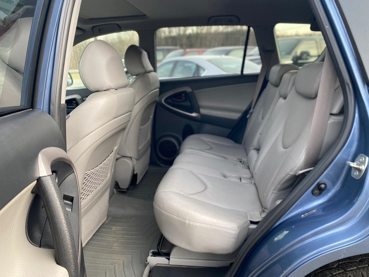 Toyota RAV4 Limited V6 4WD 2007